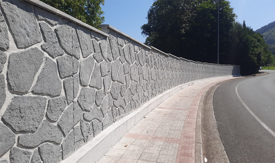 Cerramiento de panel prefabricado macizo