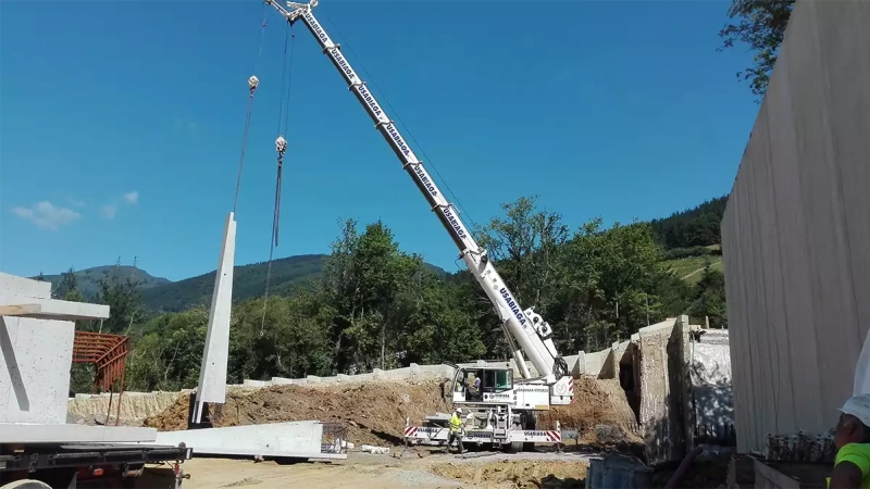 Proyecto Bertatik: Plataforma logística en Galdakao. Diseño y cálculo de cimentación de muros